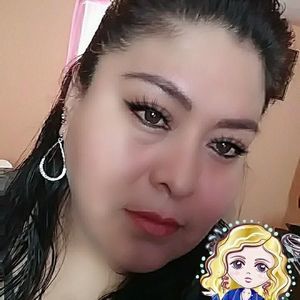 Meet your Posher, Yolanda